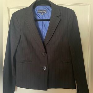 Evan Picone Ladies pantsuit. Blue pinstripe. Size10P